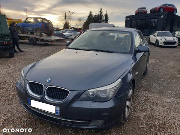 BMW Seria 5 520d - 3