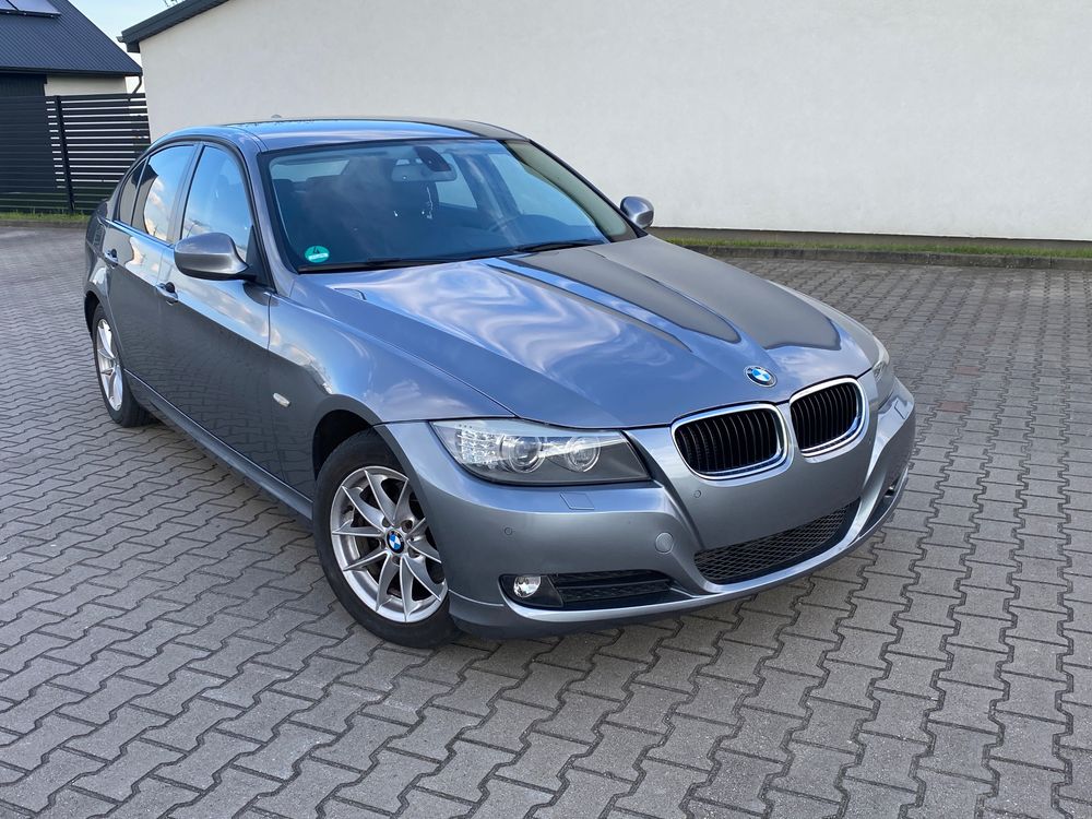 BMW 3 Series E90/E91/E92/E93 320d DPF Edition Sport 2011