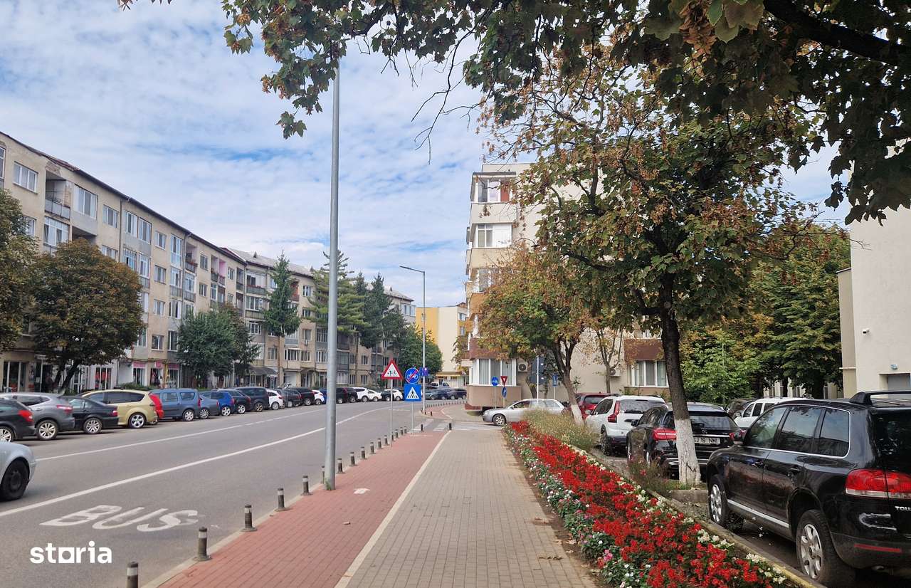 De vânzare 2 camere  pret 46,000euro , et , 3  central - Imagine principală: 4/11