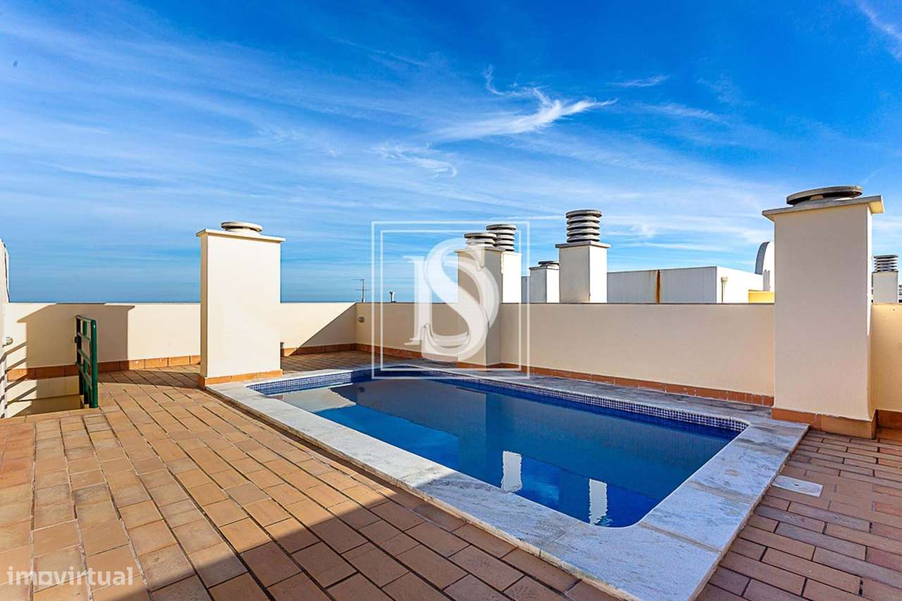 Apartamento T5 em UDF de Faro (Sé e São Pedro) - Grande imagem: 2/34