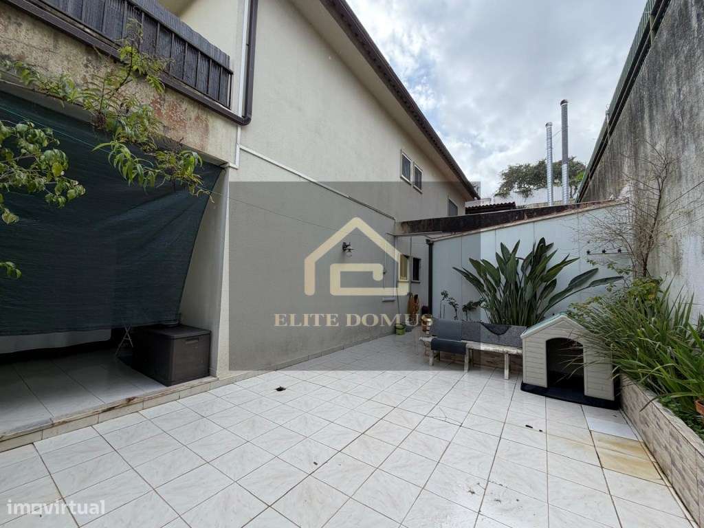 Magnífico Apartamento T3 com Terraço, Arrecadação e Estacionamento!-27