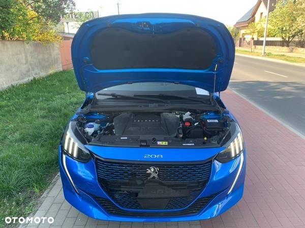 Peugeot 208 e-208 GT Line - 9