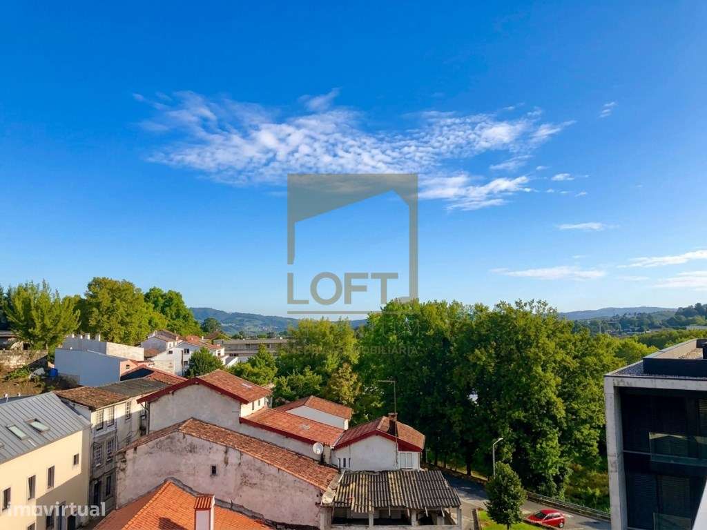 Apartamento T1 com 2 Frentes , Terraço, Totalmente Mobilado e Equip...-17