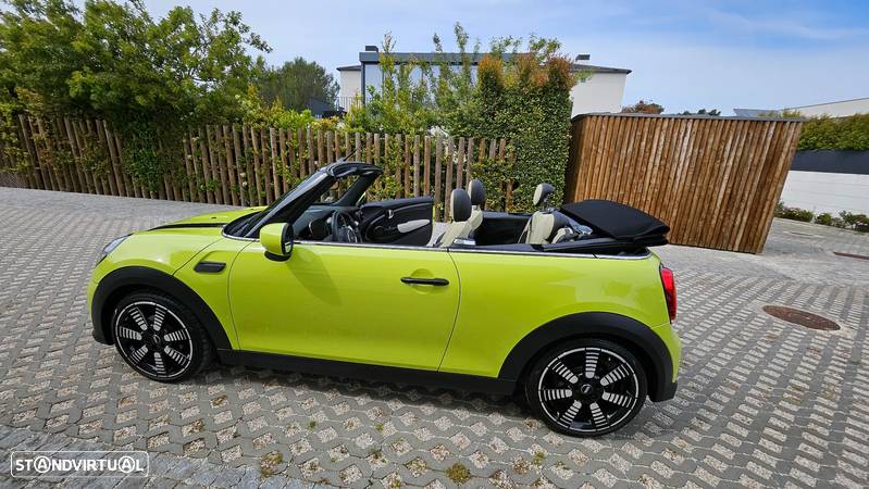 MINI Cabrio Cooper Auto - 11