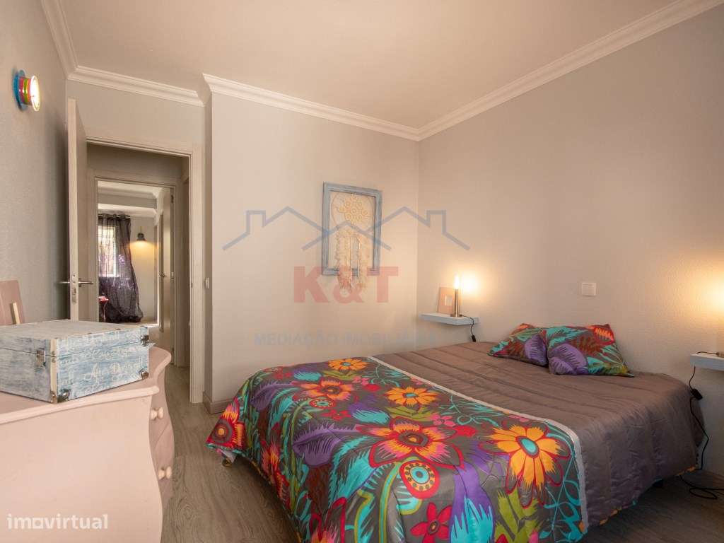 T3 renovado nos Jardins da Bemposta-17