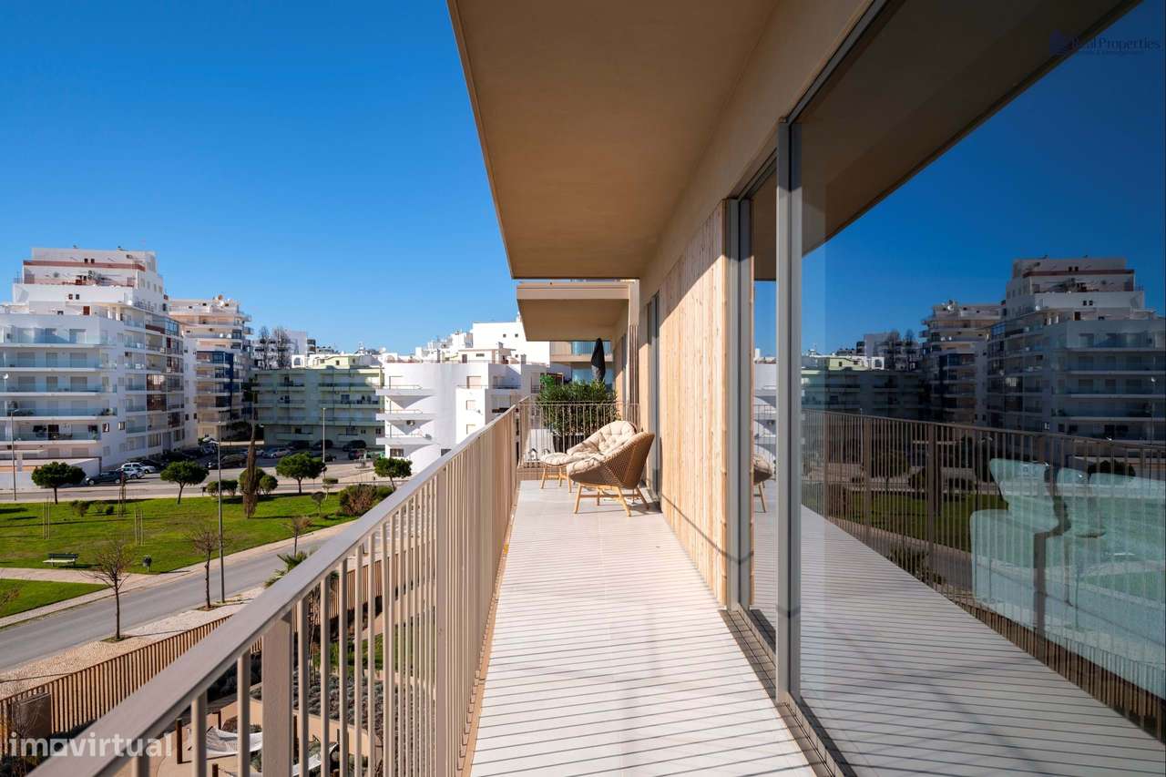 Penthouse T4 Luxo Frente Mar-24