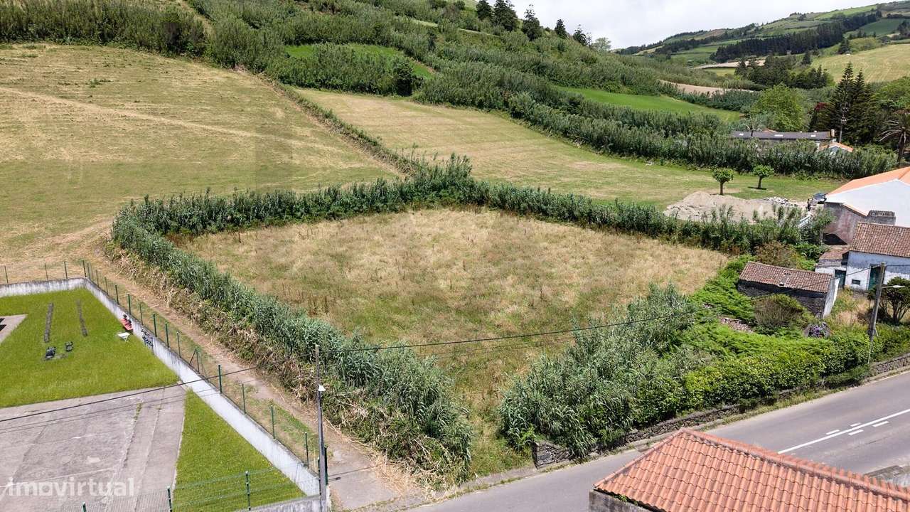 Terreno com 2.420 m2 nos Ginetes – Excelente oportunidade de investime-5
