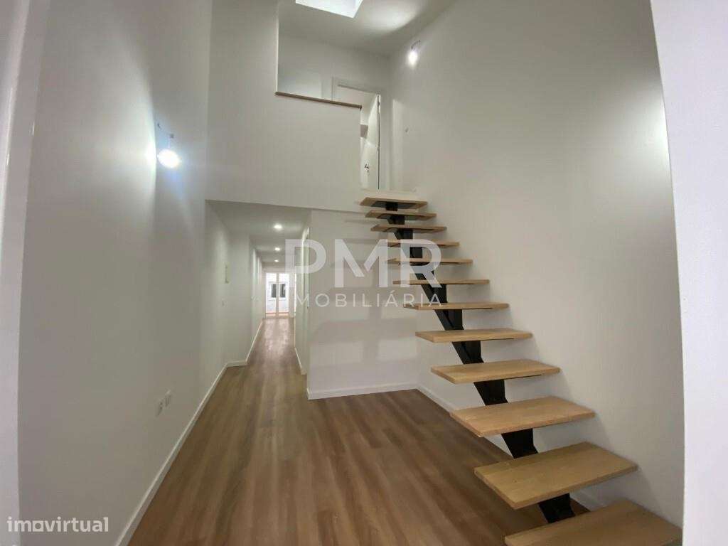 Moradia T2 no Centro de Benavente com Logradouro, totalmente remodelad-9