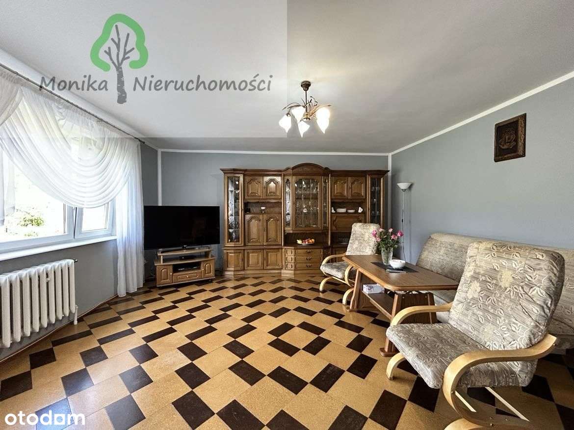 Dom jednorodzinny na dużej działce-9