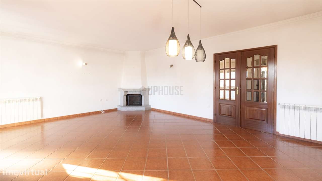 Moradia Geminada T3+1 – Viso Norte, Viseu-6