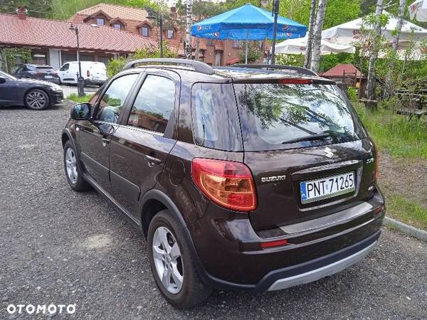 Suzuki SX4 1.6 Comfort 4WD - 14