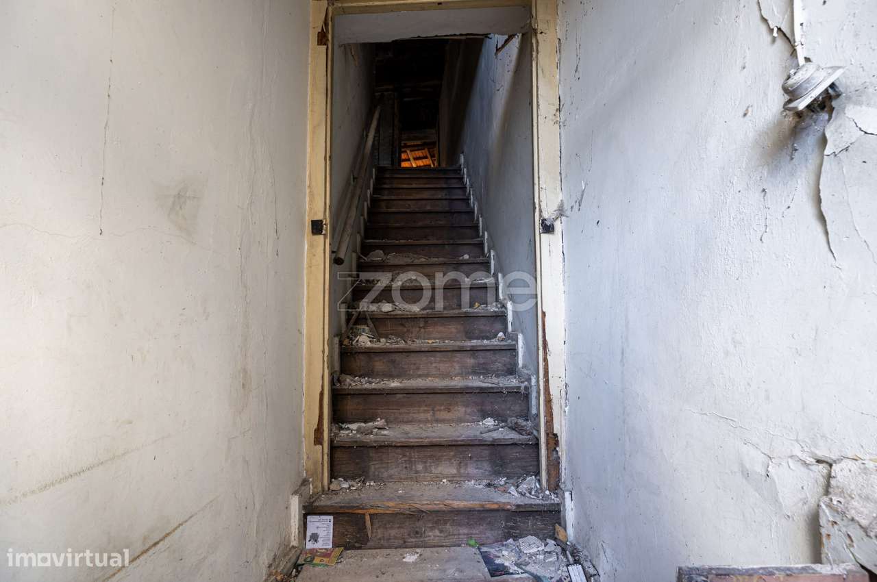 Prédio para Reabilitar no Centro do Porto - Grande imagem: 5/20