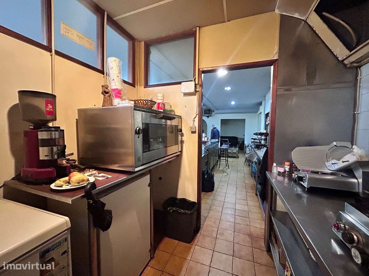 Trespasse Café em Águas Santas, Maia-8