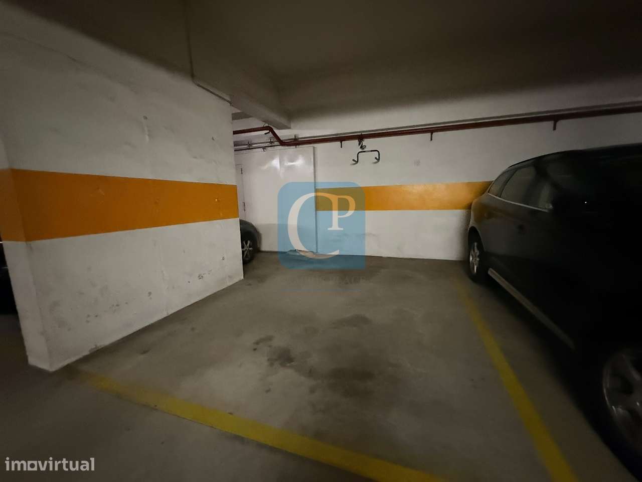 Apartamento T2 com lugar de garagem e arrumos em Vermoim na Maia-32
