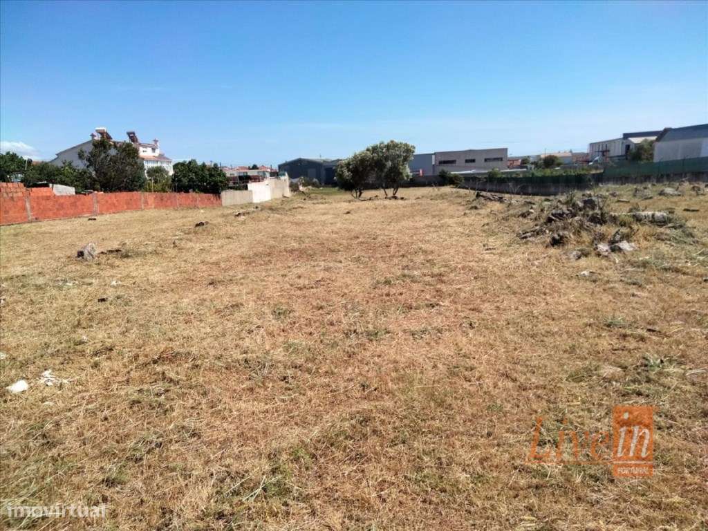 Terreno Rústico com 8.680m² em Rio de Mouro - Grande imagem: 4/9