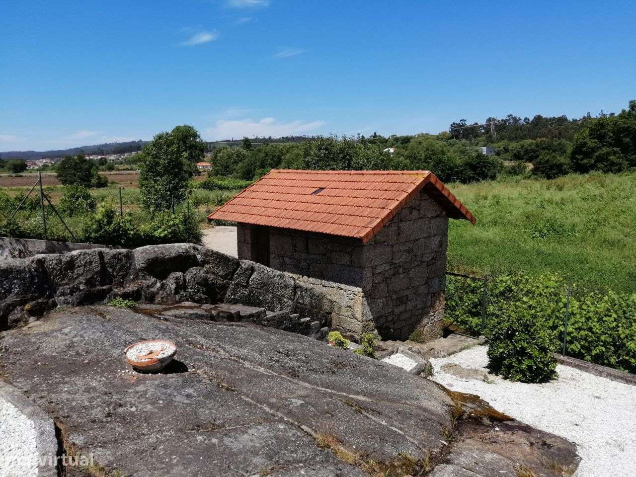 Moradia com Piscina e Campo de Ténis-37