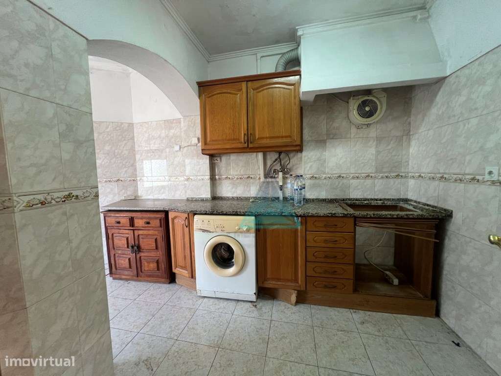 Apartamento T2 Paivas Velhas 1º andar-1