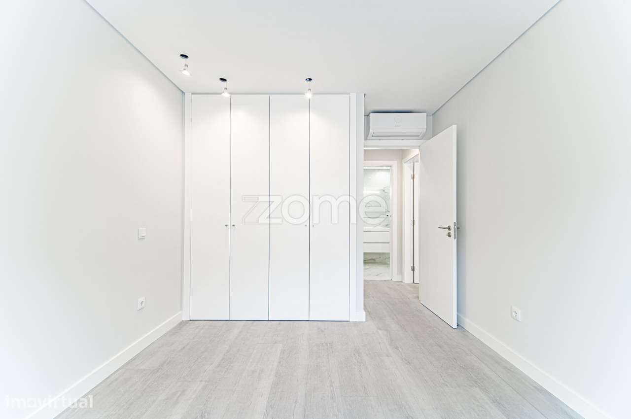 Fabuloso T3 novo a estrear, com varanda e vista rio-18