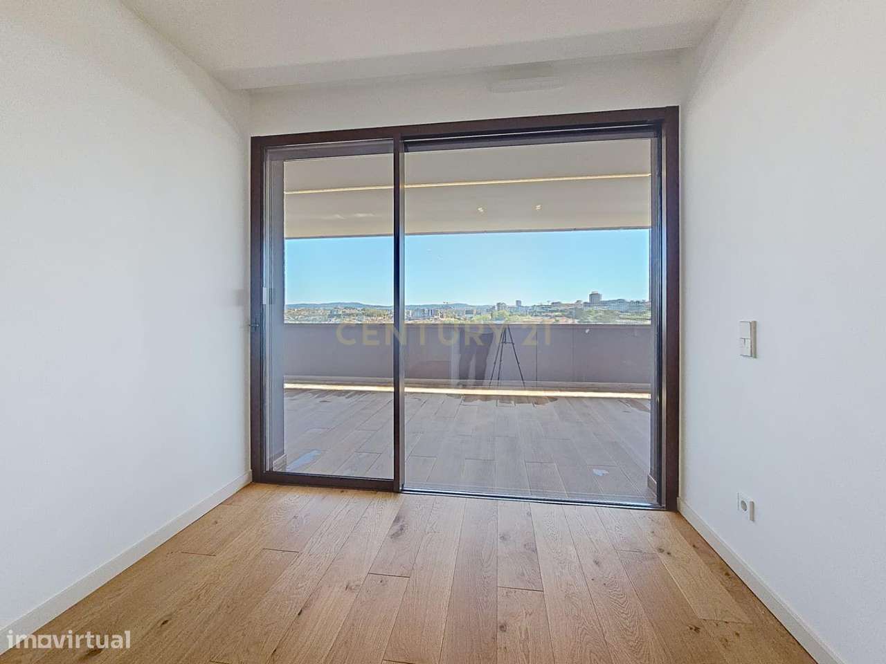 Apartamento T3 Duplex Piscina Privativa em Empreendimento Douro Nobili-17