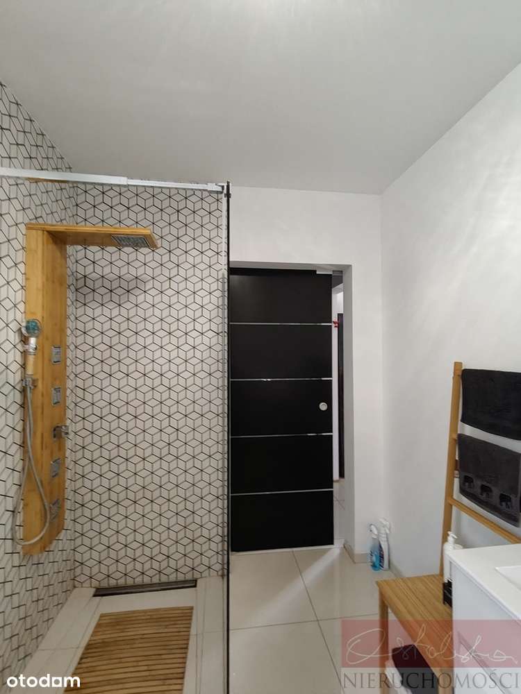 Śliczny domek tuż przy lesie-11