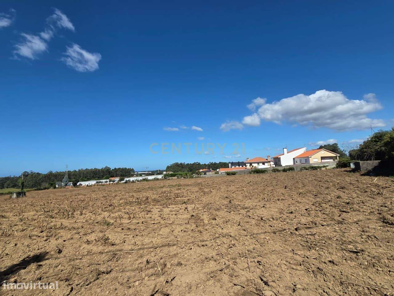 Lote de Terreno com 330.55m2 para Construção de Moradia Terrea – Rés-d - Grande imagem: 4/17