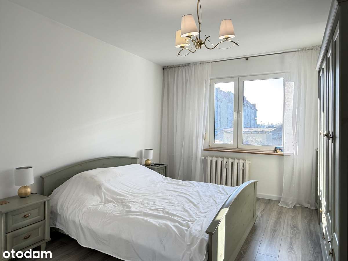 R E Z E R W A C J A.-5