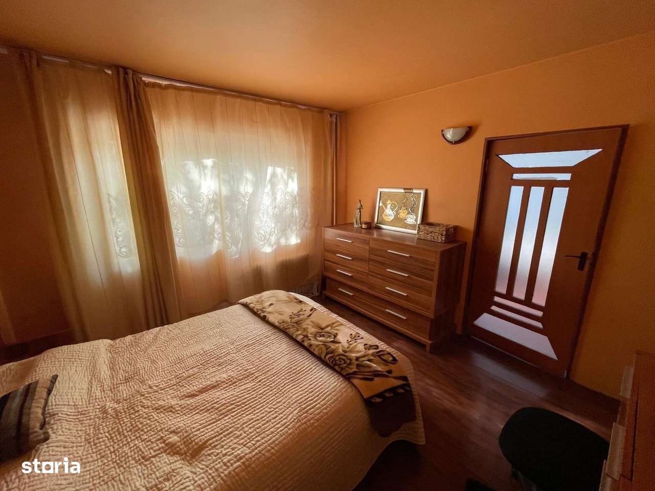 3 Camere 69mp bloc 1983 zona Nicolina LIDL Prima Statie - Imagine principală: 2/8