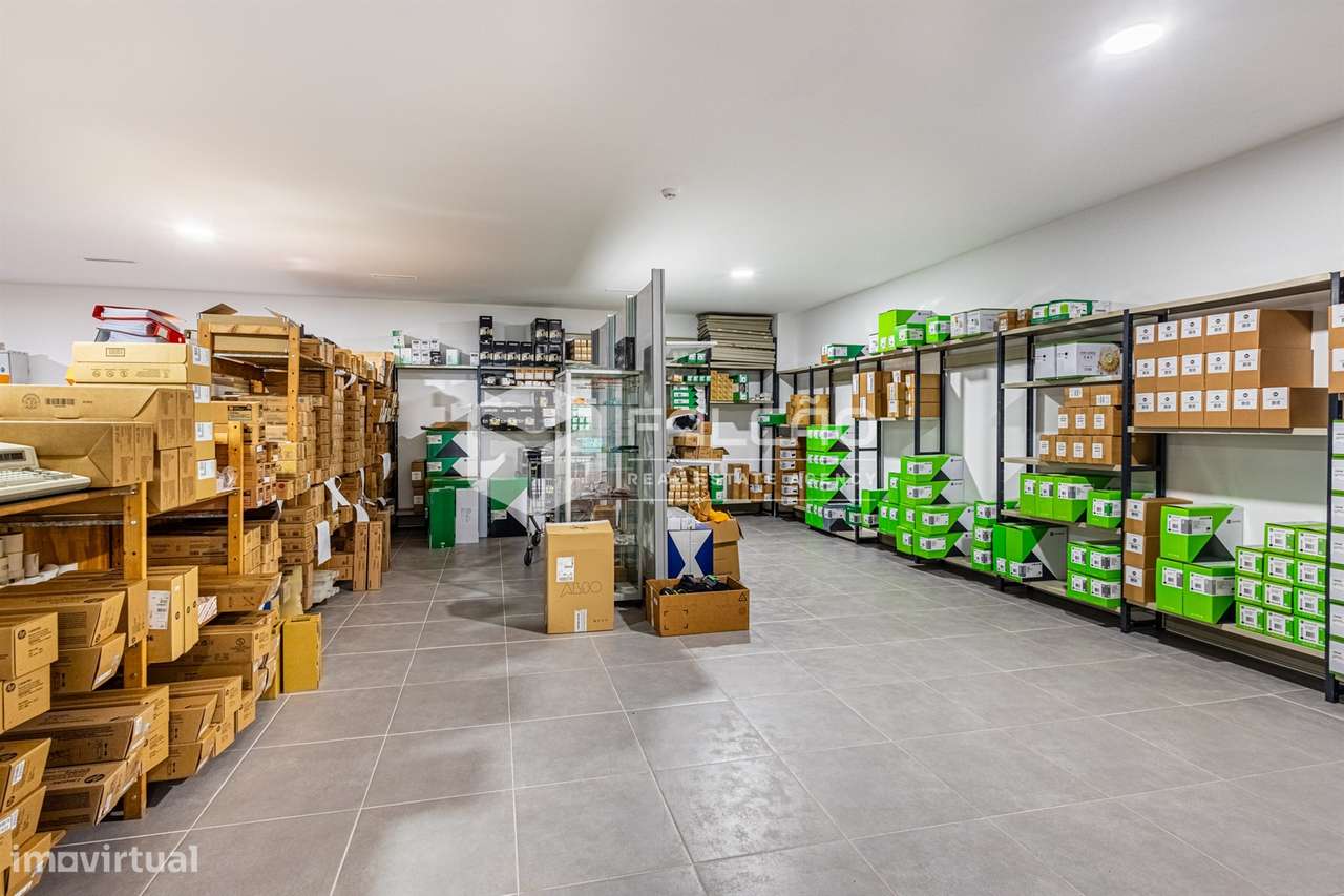 Loja T7 Venda em Santarém (Marvila), Santa Iria da Ribeira de Santarém-34