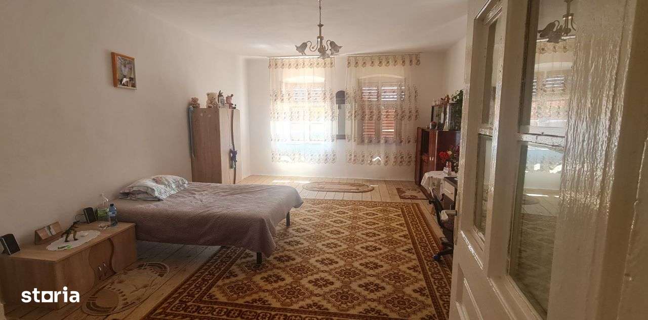 SC VIMAK vinde casa saseasca in loc.Maierus,Brasov .-7