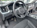 Volvo XC 60 T4 Momentum Pro - 13