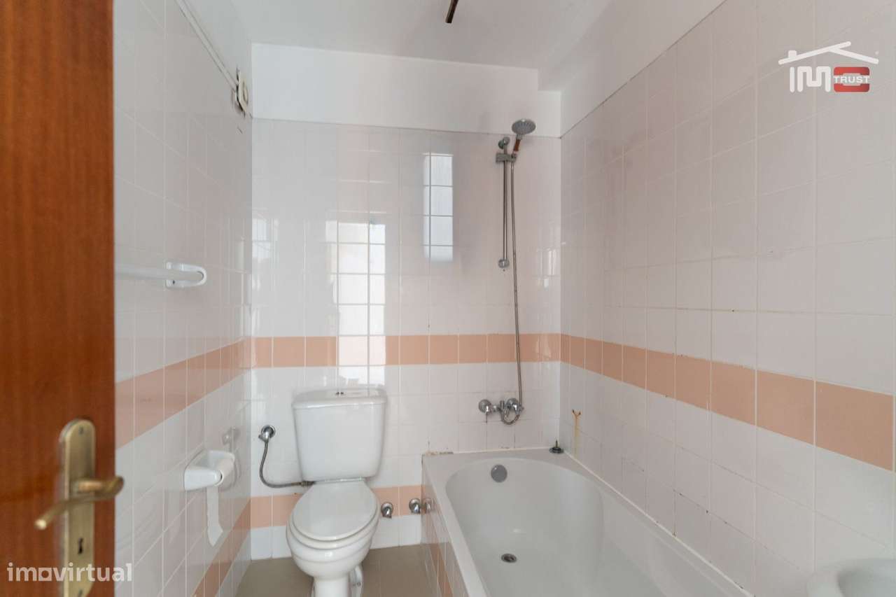 T3 Em Minde, Remodelado muito soalheiro e sossegad-13