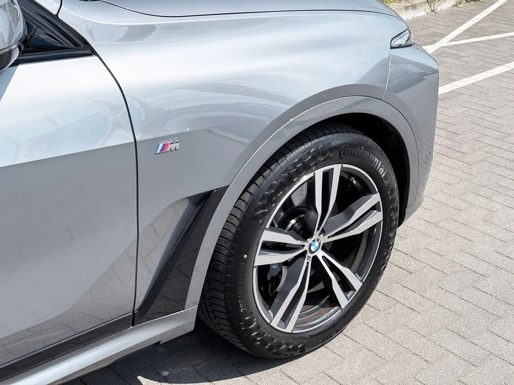 BMW X7 xDrive40d MHEV Sport 352 KM — zdjęcie 3