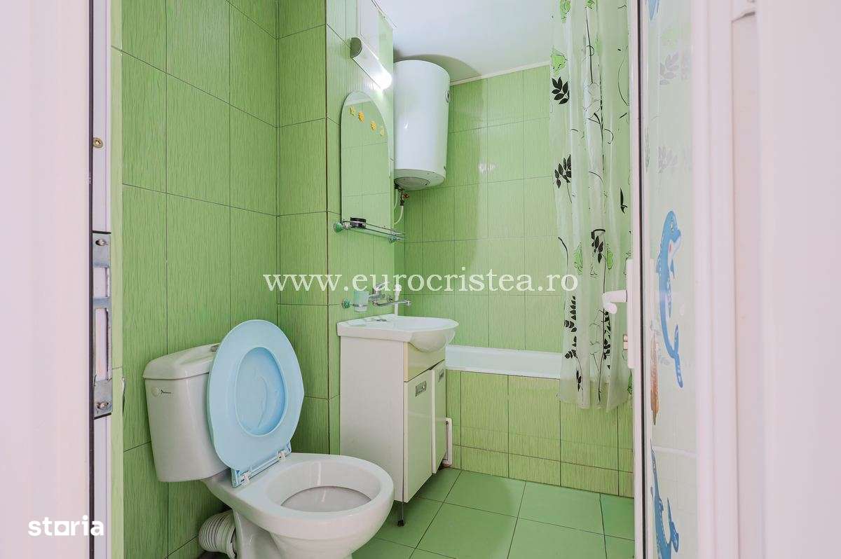 Apartament de vânzare în Mangalia,Strada Rozelor la doar 350m de Plajă - Imagine principală: 4/6