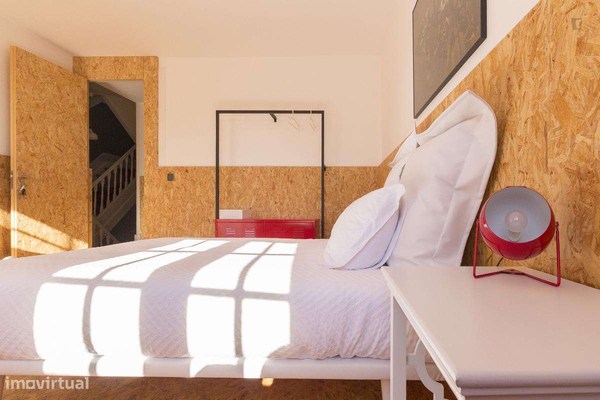 Estúdio - localizado em Baixa Coimbra - Grande imagem: 5/9