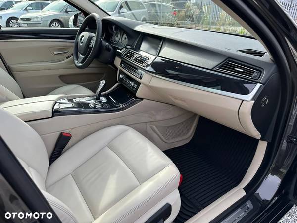 BMW Seria 5 520d xDrive Luxury Line - 19