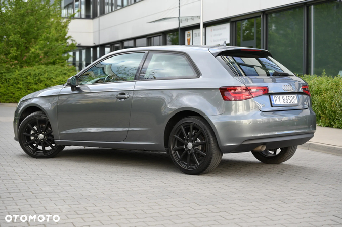 Audi A3 1.6 TDI Attraction - 20