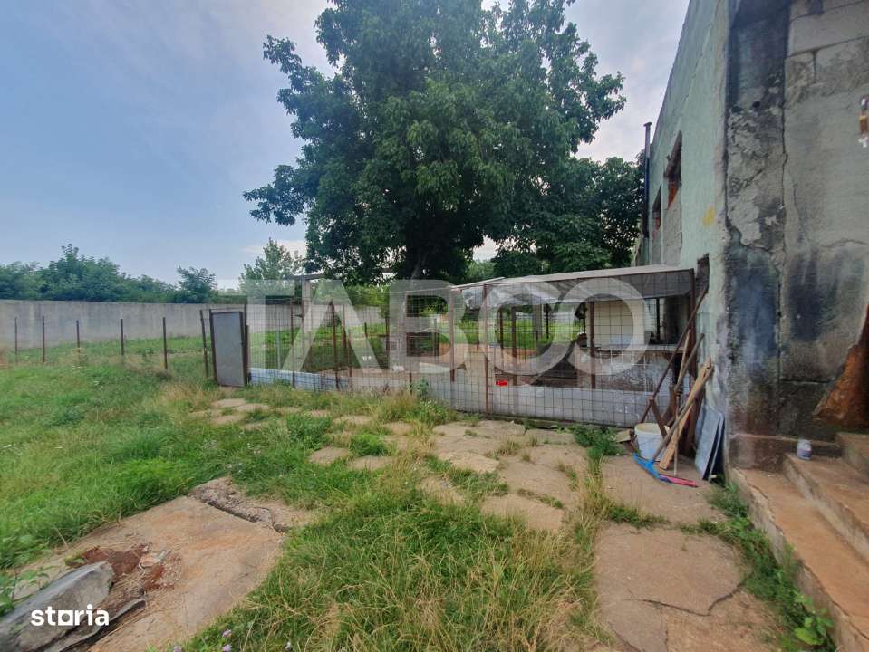 Hala industriala 906 mp + teren liber 4379 mp - Imagine principală: 5/5