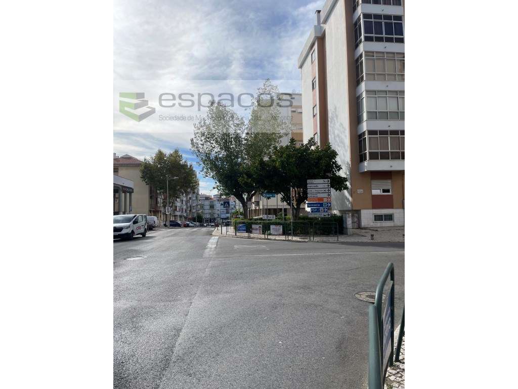 Loja no centro da Bobadela - Grande imagem: 3/5