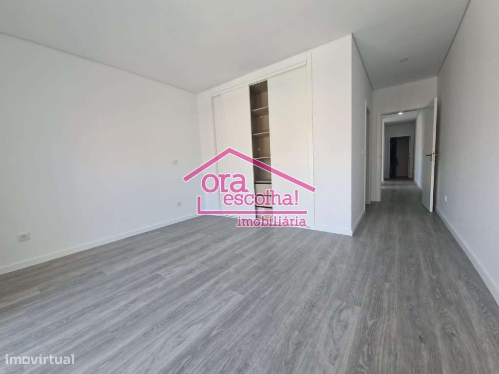 Moradia T3 Geminada NOVA com pérgula - Fernão Ferro! - Grande imagem: 3/9