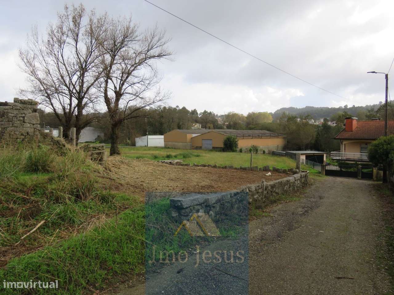 Terreno para construção com 2800 metros em Perosinho-12