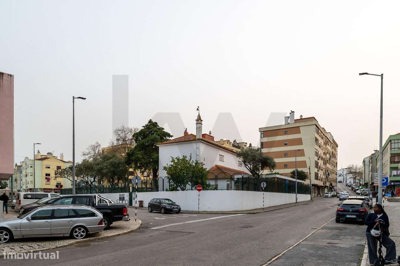 Apartamento T2 na Amora | A poucos minutos da Baía da Amora-20