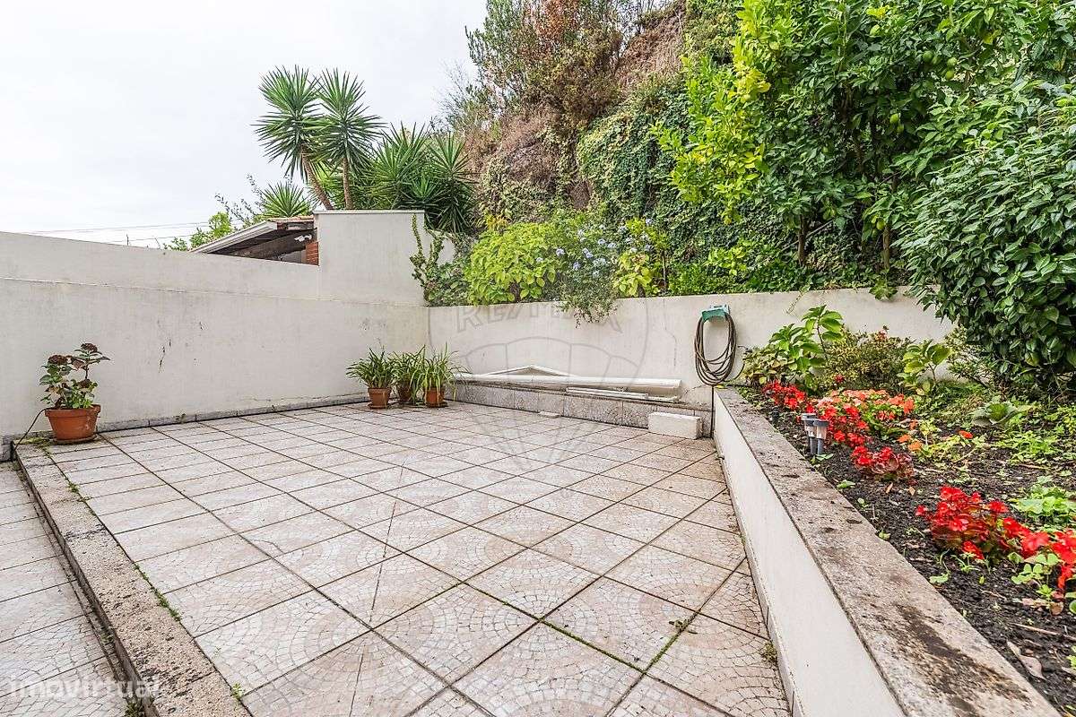 Moradia T5 para venda-33