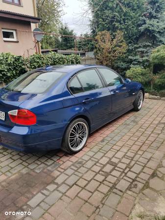 BMW Seria 3 320d - 7