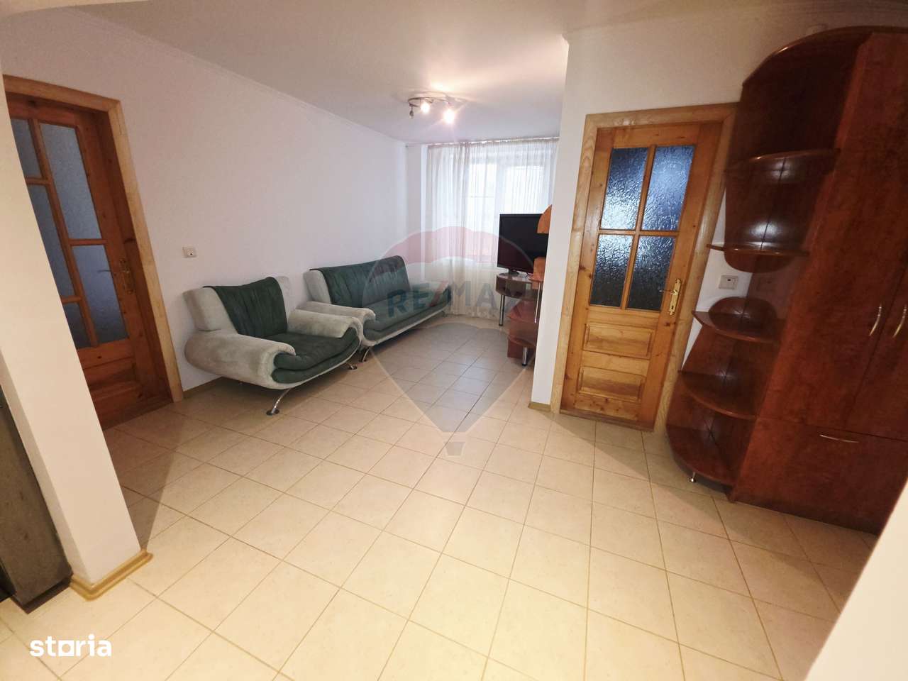 Apartament cu 4 camere de vânzare în zona Calea Romanului-10