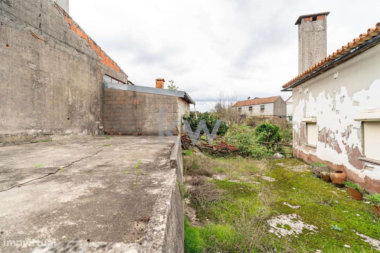 Quinta Rural com 11.500 m2 de Potencial para Turismo e Desenvolvimento - Grande imagem: 4/37