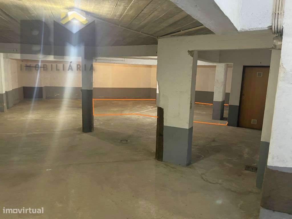 Parqueamentos para venda na zona sul da cidade de Castelo Branco - Grande imagem: 3/5