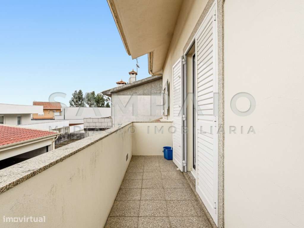 Moradia T4 - Jovim!-25