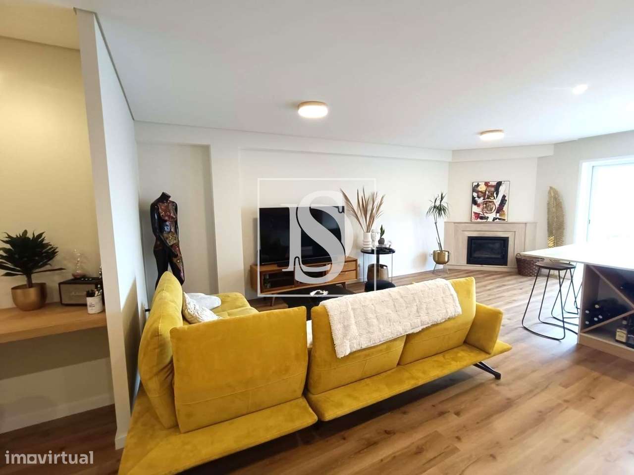 Apartamento T3, Renovado, com Vista Mar - Grande imagem: 2/20