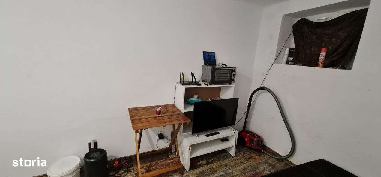 Garsoniera plus gradina langa UMF - Imagine principală: 4/6