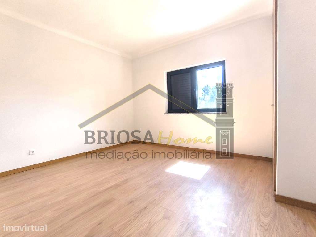 Moradia T3 em Vila Nova de Poiares-32